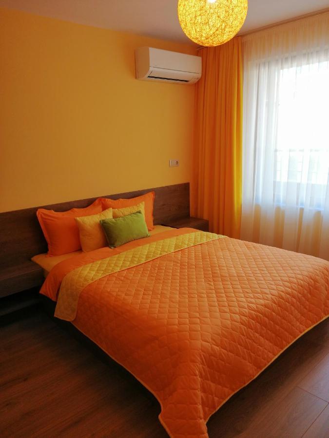 Sunny Apartment Бургас Екстериор снимка