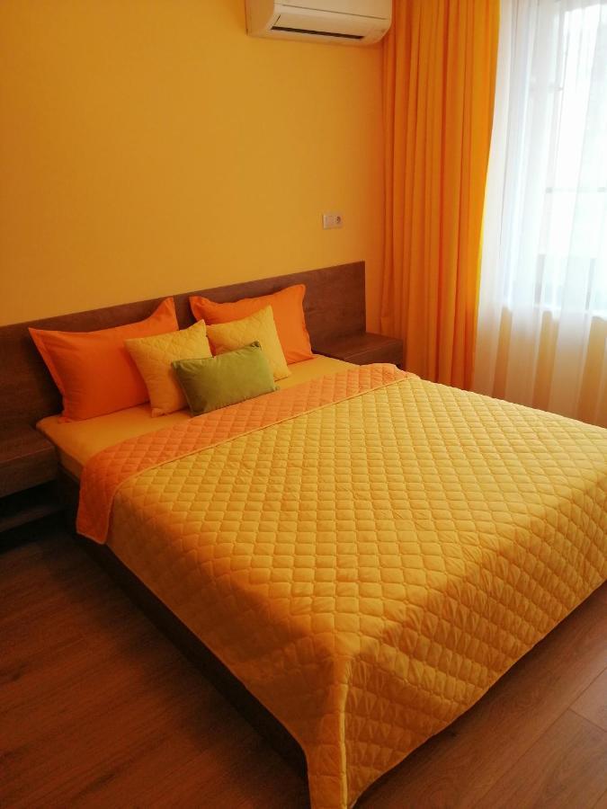 Sunny Apartment Бургас Екстериор снимка
