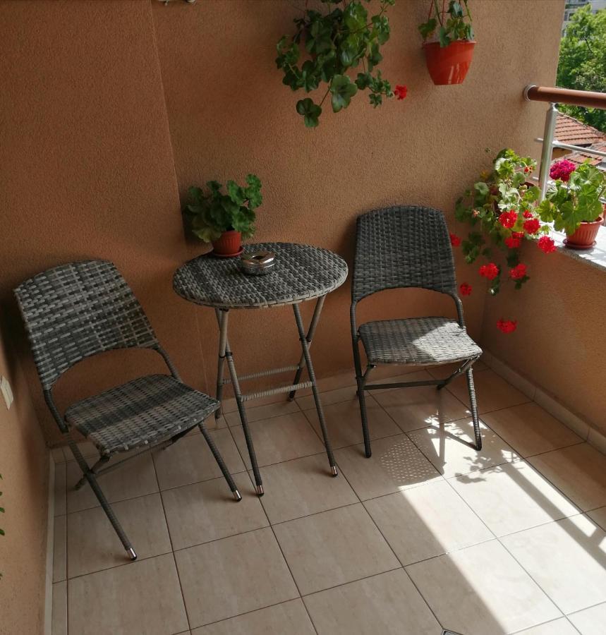 Sunny Apartment Бургас Екстериор снимка