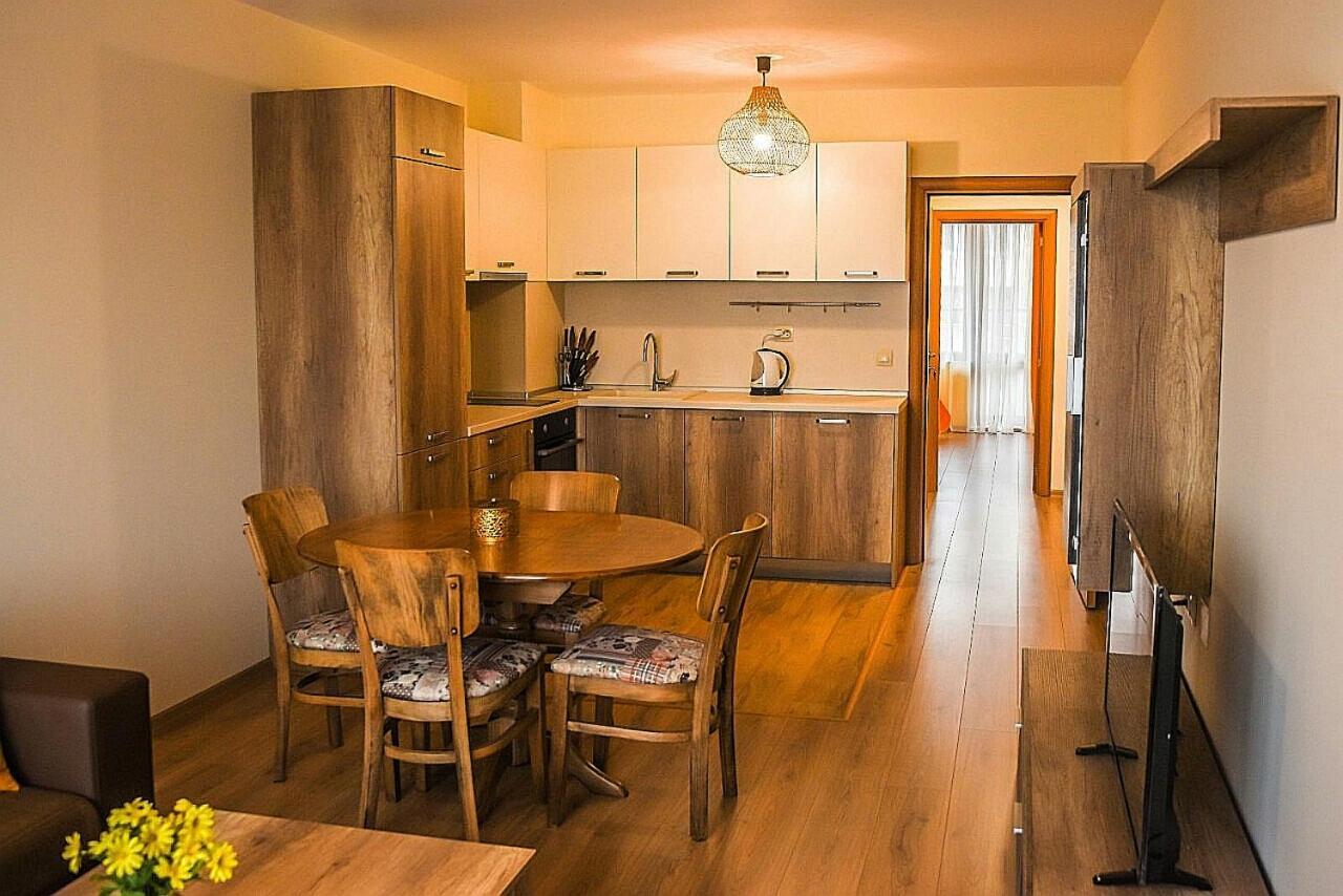 Sunny Apartment Бургас Екстериор снимка